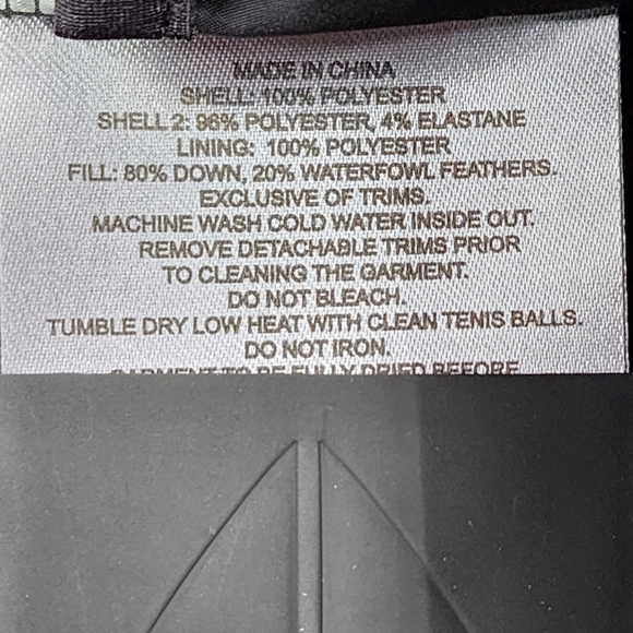 Moose Knuckles Men's Power Puff  Hooded Jacket - M - Picture 11 of 11